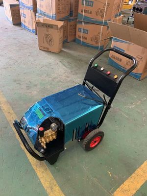 Машина 150bar 3kw водоструйного высокого автомобиля давления очищая универсальная